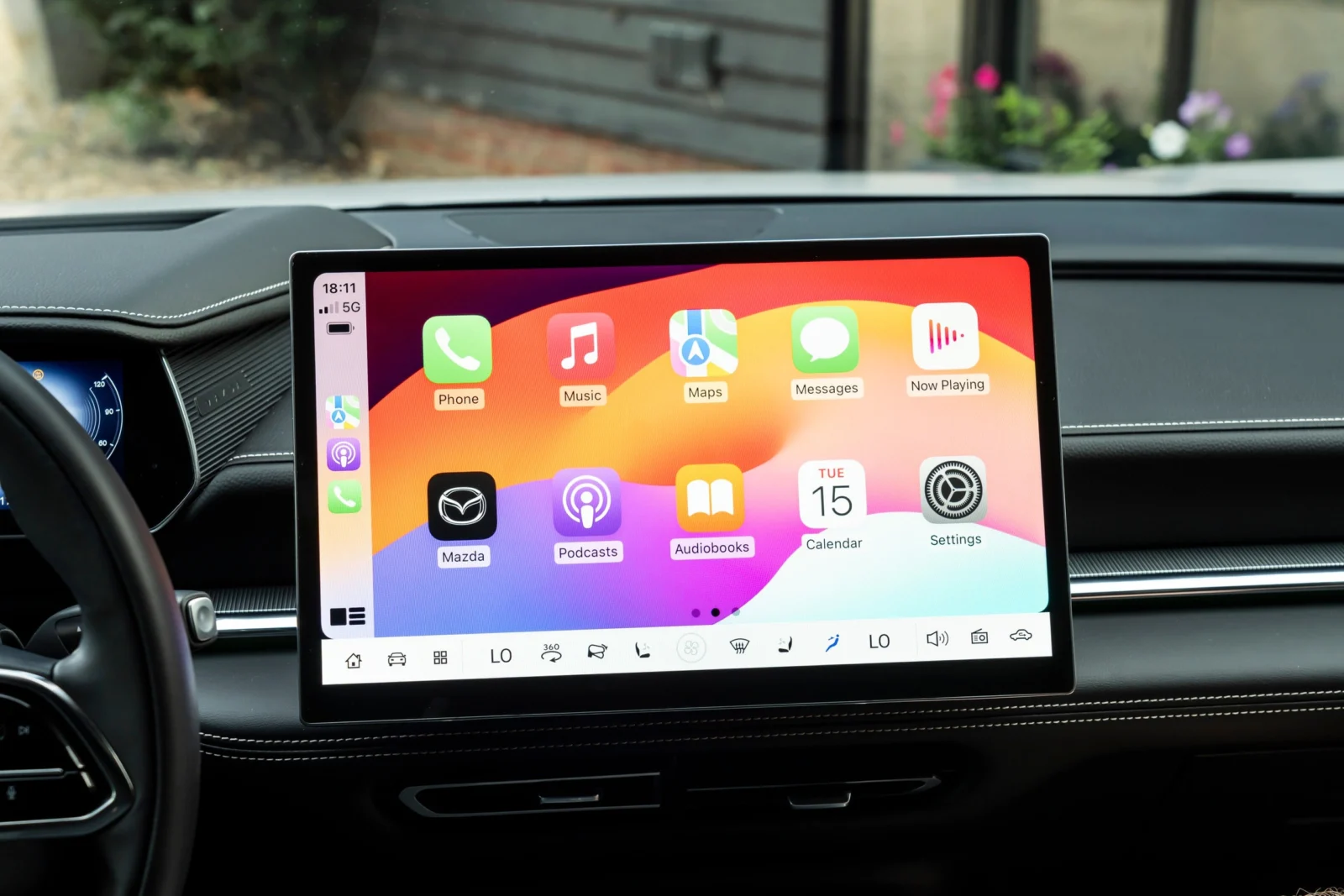 Apple CarPlay, Siri AI Öncesinde Meta AI Desteğine Kavuştu
