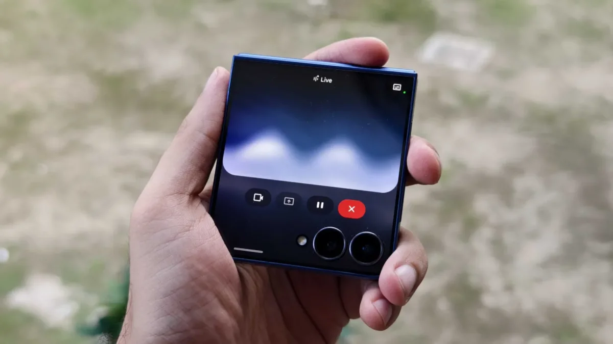 Google Gemini Live Güncellendi: Spark Entegrasyonu ve Kişisel Zeka Özellikleri Yayında