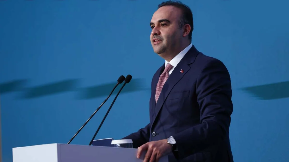 Türkiye Yapay Zekâda Vites Yükseltiyor: 2 Yılda 5 Milyon Kişiye Eğitim